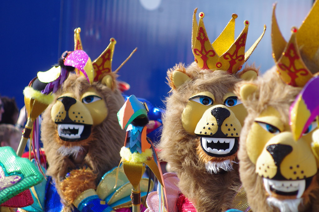 Maschere di leoni buffi per ridere a Carnevale