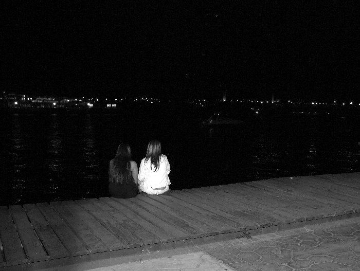amiche al molo