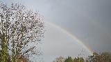 Immagine arcobaleno Arcobaleno con piccolo doppio nella natura