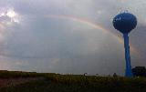 Immagine arcobaleno Arcobaleno dietro una torre