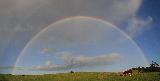 Arcobaleno si prato che infonde serenità