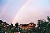 Immagine arcobaleno Arcobaleno su cottage