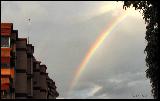 Immagine palazzo Arcobaleno verso il cielo a partire da palazzo