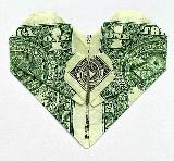 Immagine cuore Banconota da un dollaro piegata a cuore