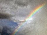 Immagine arcobaleno Pezzo di arcobaleno in cielo molto brutto