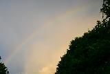 Immagine tenue Tenue arcobaleno in cielo coperto da nuvole